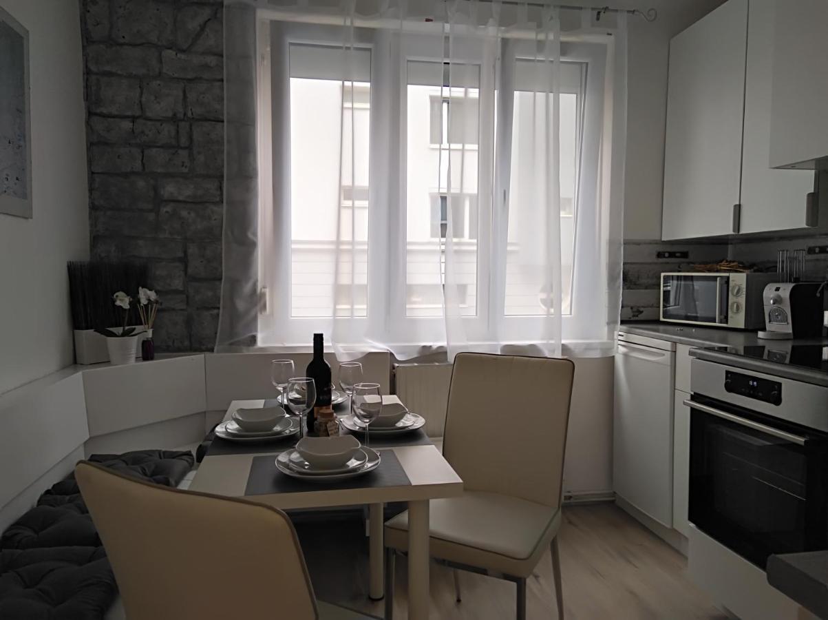 Anastasia-Apartment & Garage Виена Екстериор снимка