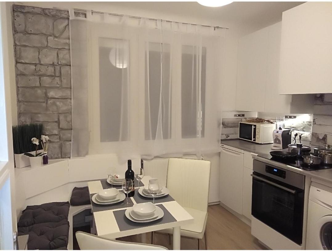 Anastasia-Apartment & Garage Виена Екстериор снимка